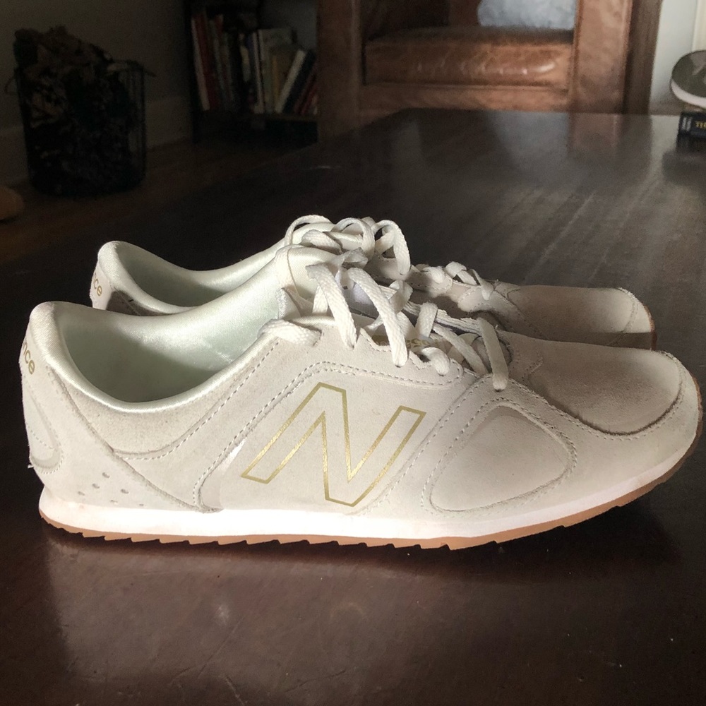 New Balance 555 women’s 9.5: Too narrow for me!